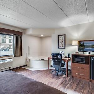 King Suite Mobility accessible